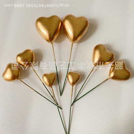 Heart shape glossy Golden ball 10p