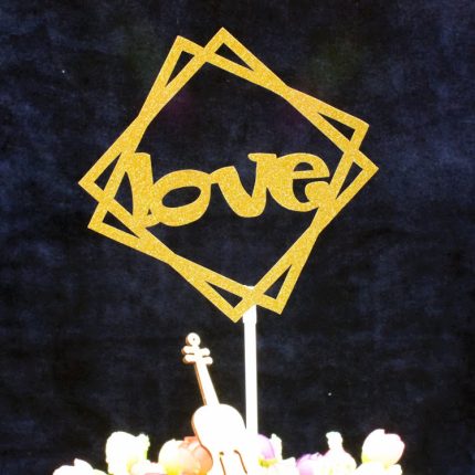 love 2 square topper