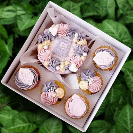 5 hole & mini cup cake box2608s3